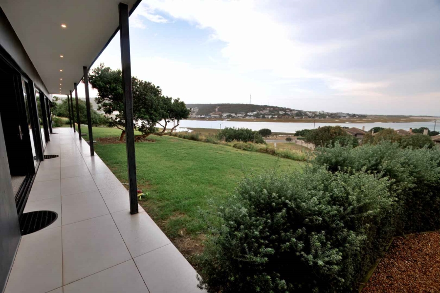 4 Bedroom Property for Sale in Stilbaai Wes Western Cape